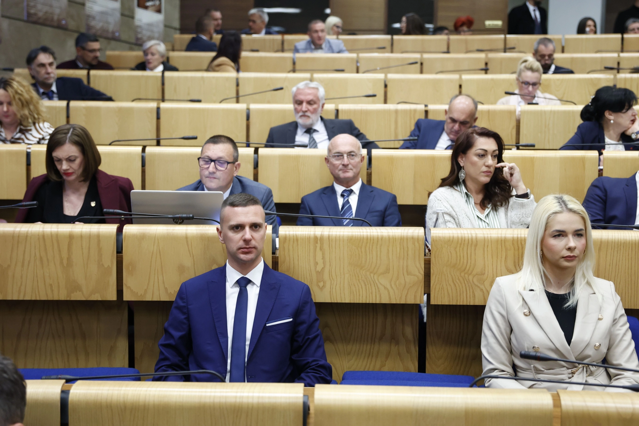 Otkazana sjednica Doma naroda Parlamenta FBiH, većina delegata nije podržala dnevni red